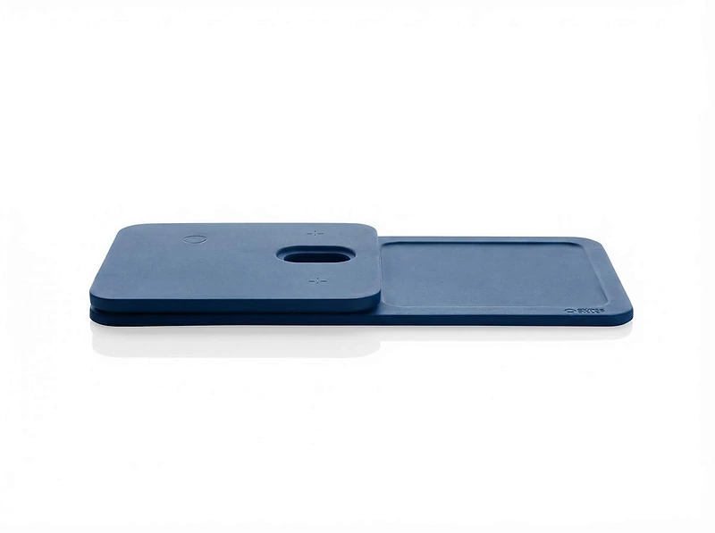 Organizer with 3-in-1 MagSafe Charger