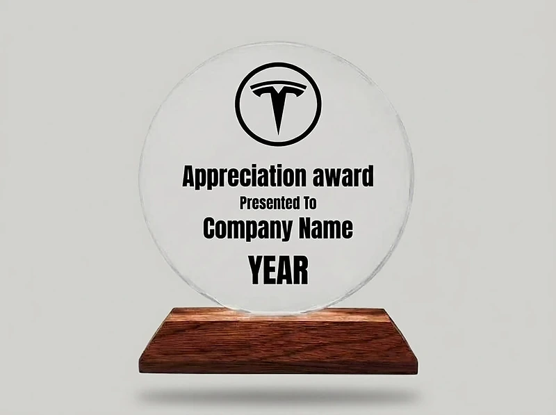 Glass memento with a wood base