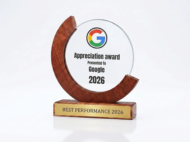 Round Moon Crystal Award