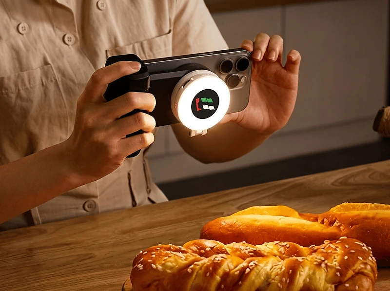 Pocket Safety Ring Light With Magsafe in UAE