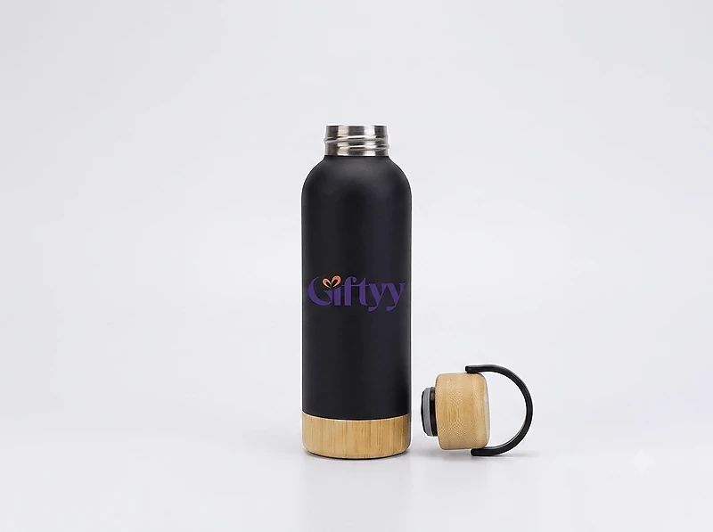 Insulated Bottle With Bamboo Lid