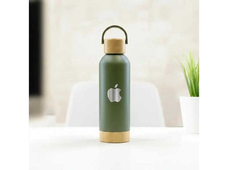 Insulated Bottle With Bamboo Lid