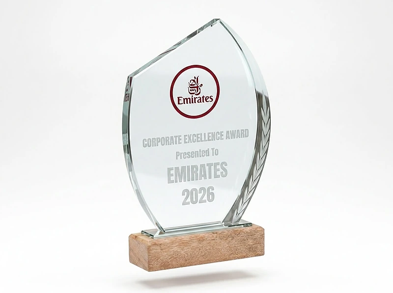 Crystal Trophy With Wooden Base Brown