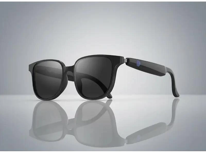 Smart Sunglasses With AI Chat
