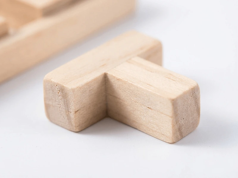 Pine Wood Puzzle