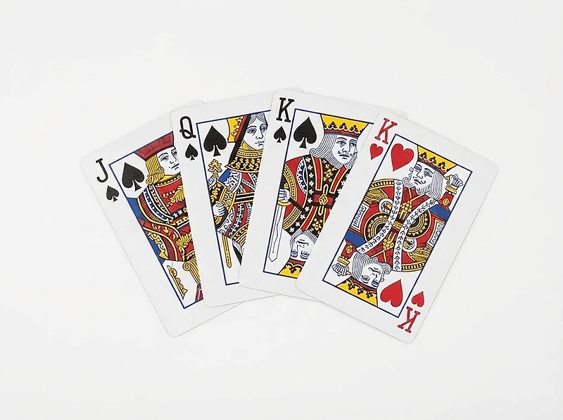 Eco-neutral 2-in-1 Wooden Games Box