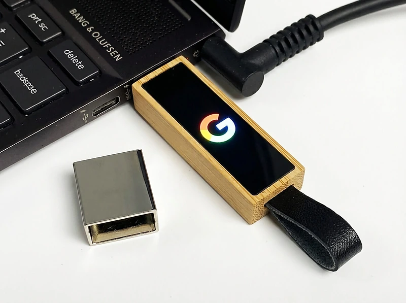 ذاكرة فلاش USB بشعار بامبو LED مع حزام، سعة 64 جيجابايت، الإصدار 3.0