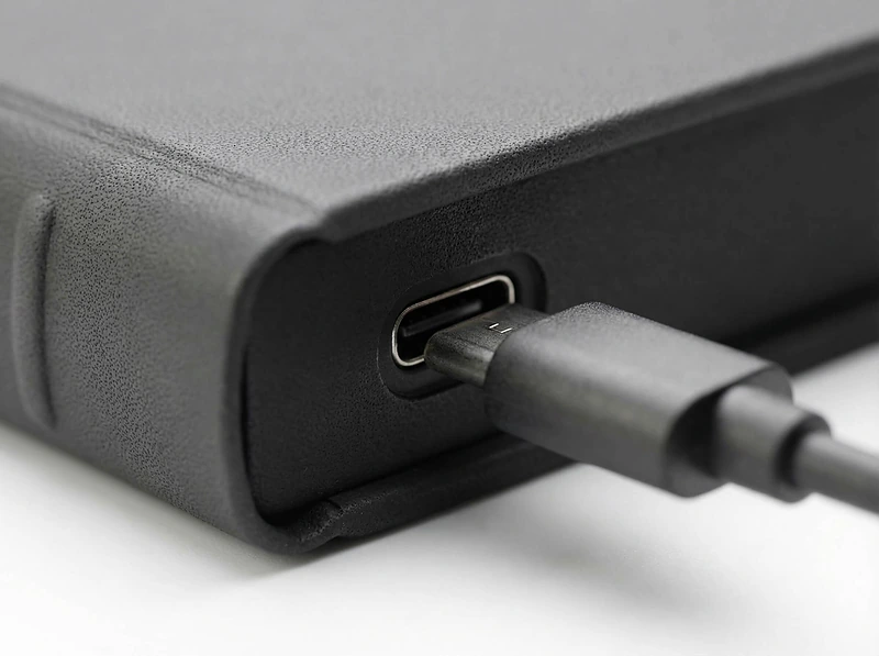 A5 Notebook Organizer with Power Bank, USB & MagSafe Charging
