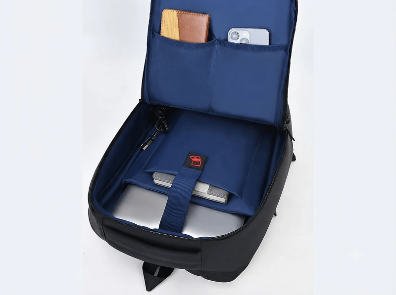 Santhome Expandable 17″ Business Backpack