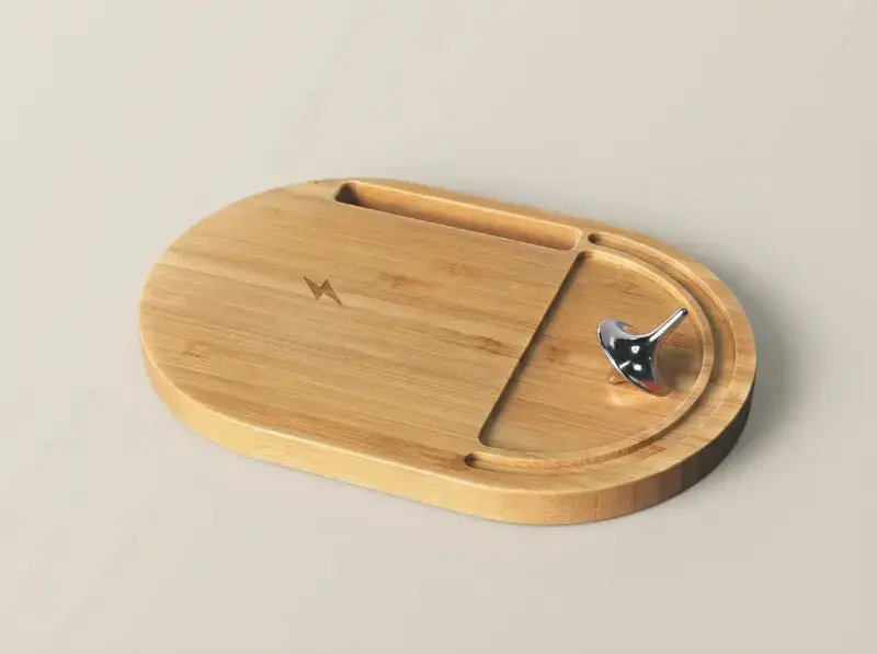 Bamboo Wireless Desktop Spinner with 15W Charging Capability