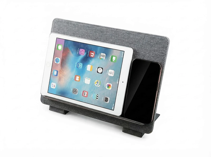 Organizer with 15W MagSafe Charger