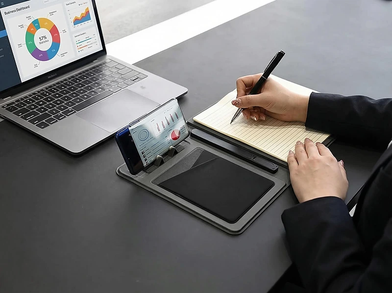 A5 Notebook Organizer with Power Bank, USB & MagSafe Charging