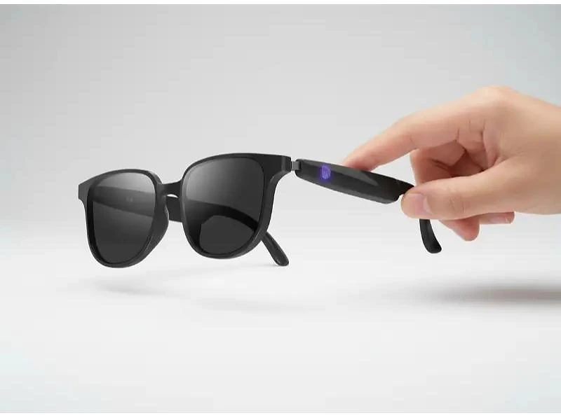 Smart Sunglasses With AI Chat