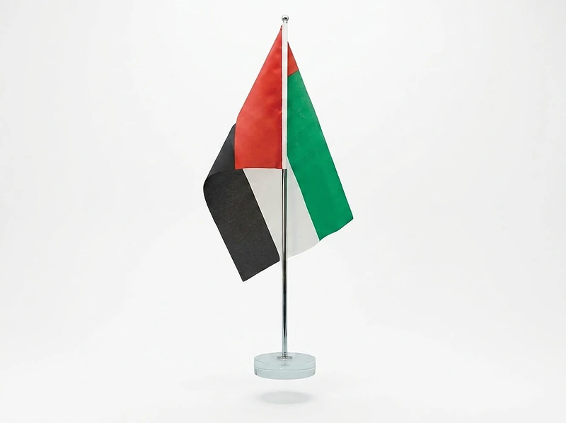 UAE Flag Table Display