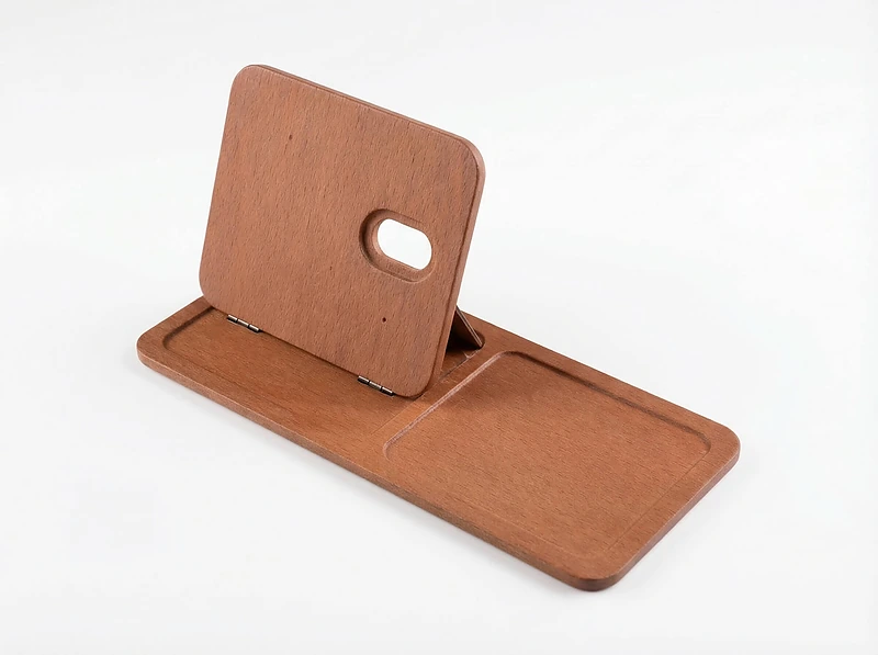Organizer with 3-in-1 MagSafe Charger