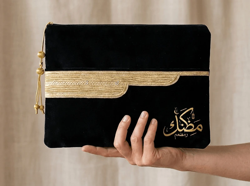 Laptop Sleeve Zipper Pouch with Tassel – Arabic Bisht Embroidery