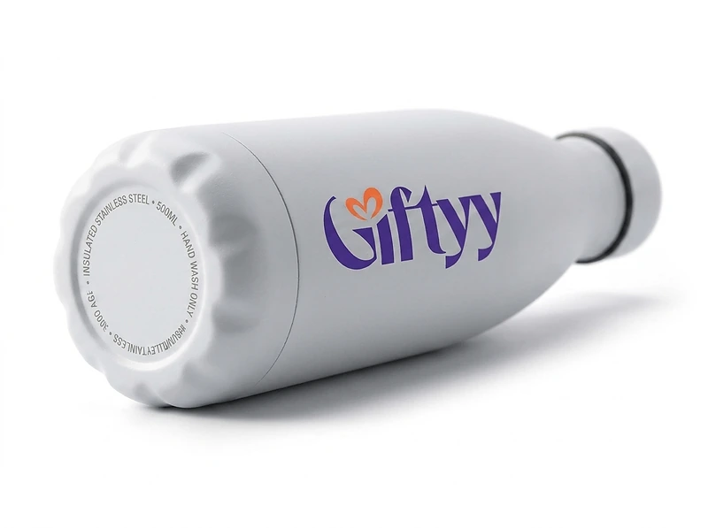 Vacuum insulated water bottle