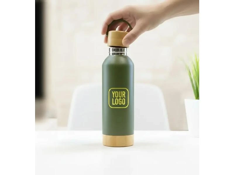 Insulated Bottle With Bamboo Lid