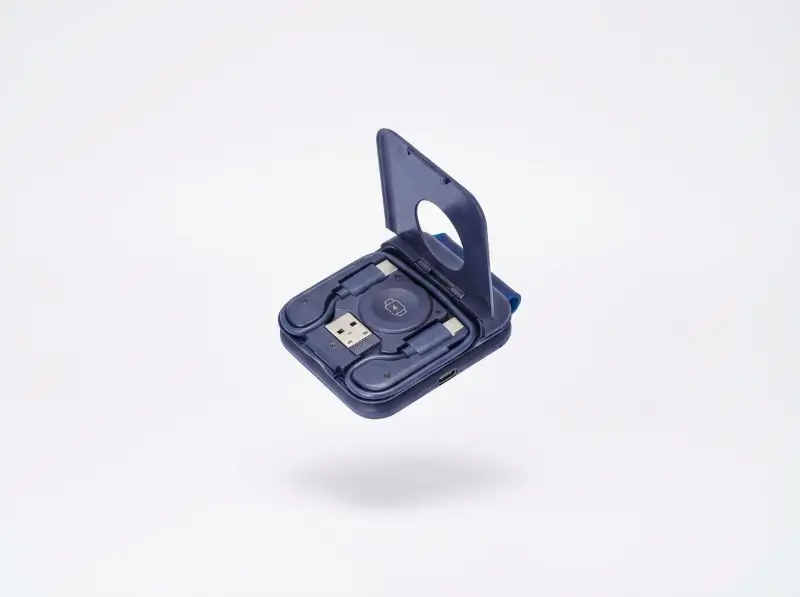 Foldable Wireless Charger And Multicable Set